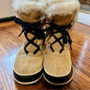 Women's Tan Sorel Winter Boots